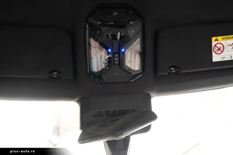 BMW 740 din 2024 cu 10 km - oferta BMW162447 - foto 25