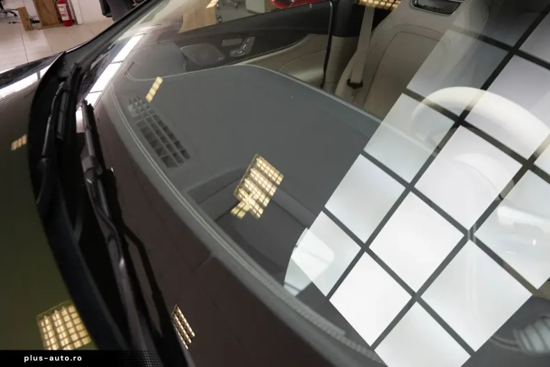 Mercedes-Benz AMG GT din 2024 cu 19.640 km - oferta MER162458 - foto 32