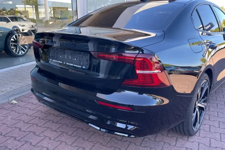 Volvo S60 din 2024 cu 13.500 km - oferta VOL162460 - foto 4