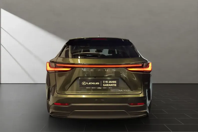 Lexus NX 350h din 2022 cu 61.965 km - oferta LEX162464 - foto 3