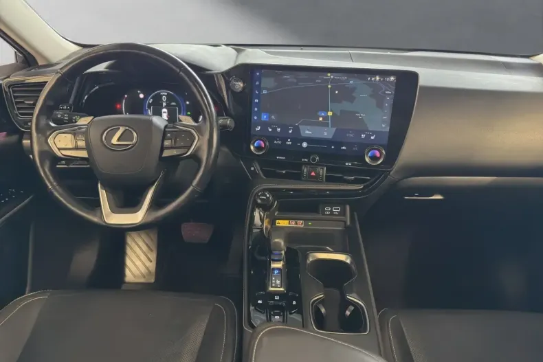 Lexus NX 350h din 2022 cu 61.965 km - oferta LEX162464 - foto 12