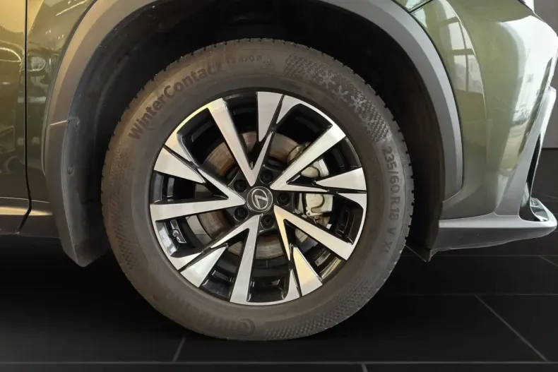 Lexus NX 350h din 2022 cu 61.965 km - oferta LEX162464 - foto 20