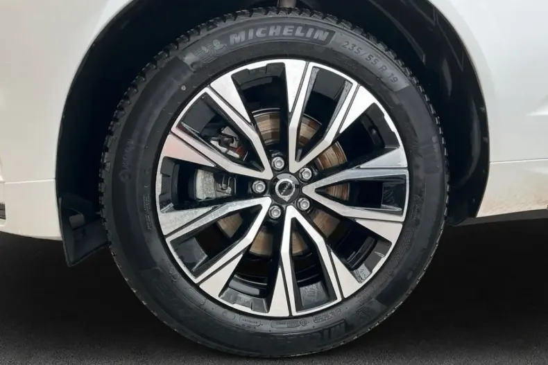 Volvo XC60 din 2024 cu 6.517 km - oferta VOL162465 - foto 7