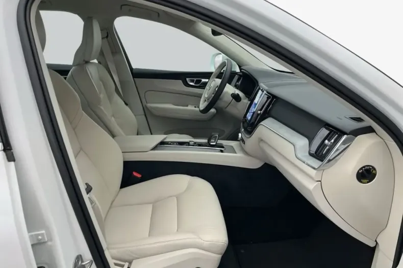 Volvo XC60 din 2024 cu 6.517 km - oferta VOL162465 - foto 13