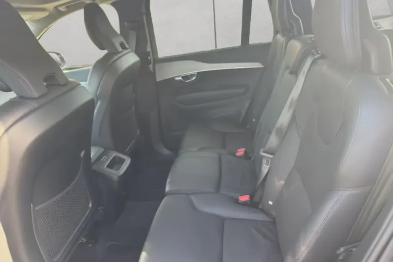 Volvo XC90 din 2024 cu 16.193 km - oferta VOL162468 - foto 12