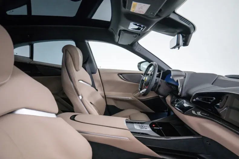 Ferrari Purosangue din 2024 cu 4.650 km - oferta FER162471 - foto 37