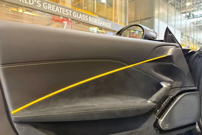 Ferrari Roma din 2024 cu 5.250 km - oferta FER162474 - foto 17