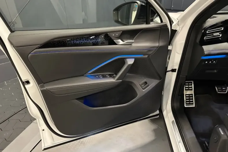 Volkswagen Tiguan din 2024 cu 11.000 km - oferta VOL162475 - foto 14