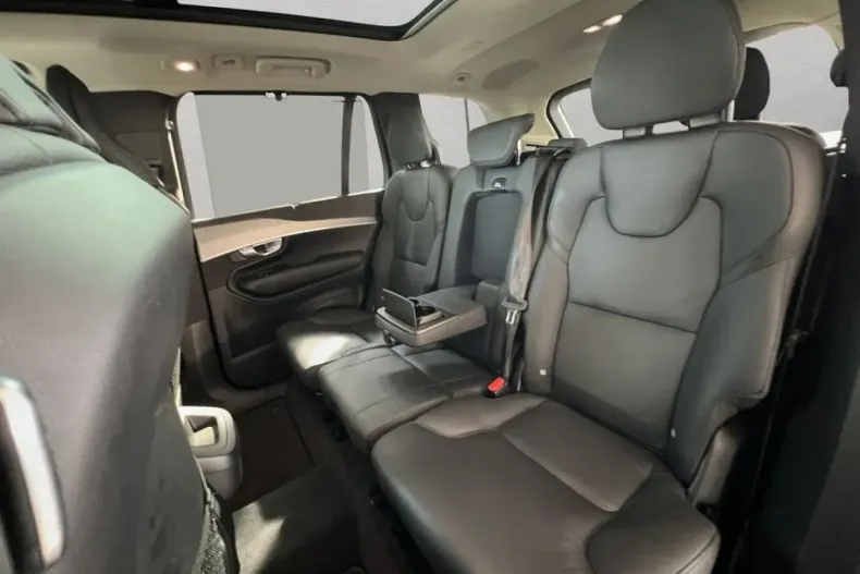 Volvo XC90 din 2024 cu 20.761 km - oferta VOL162476 - foto 17