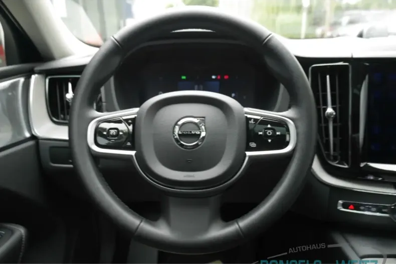 Volvo XC60 din 2025 cu 26.420 km - oferta VOL162478 - foto 9