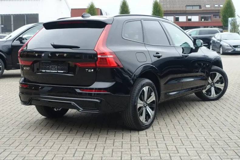 Volvo XC60 din 2025 cu 31.030 km - oferta VOL162480 - foto 2