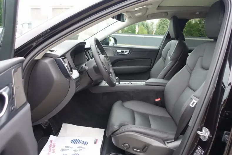 Volvo XC60 din 2025 cu 31.030 km - oferta VOL162480 - foto 16