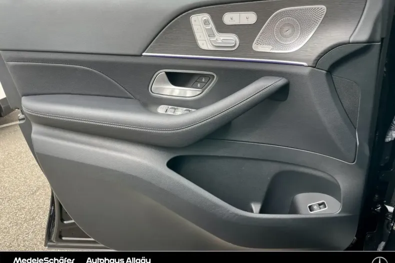 Mercedes-Benz GLE 300 din 2024 cu 11.605 km - oferta MER162483 - foto 12