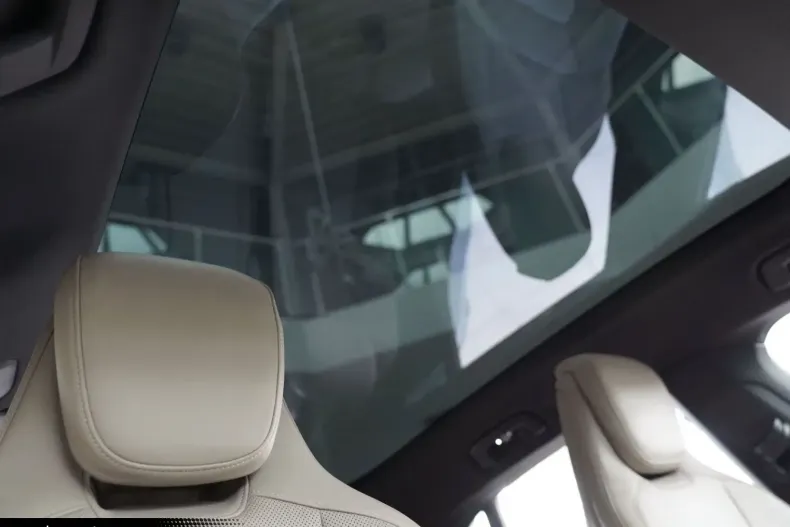 Porsche Taycan din 2021 cu 99.900 km - oferta POR162485 - foto 4