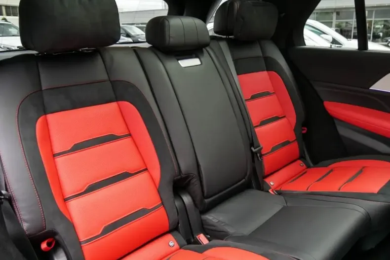 Mercedes-Benz GLE 53 AMG din 2023 cu 48.880 km - oferta MER162489 - foto 4