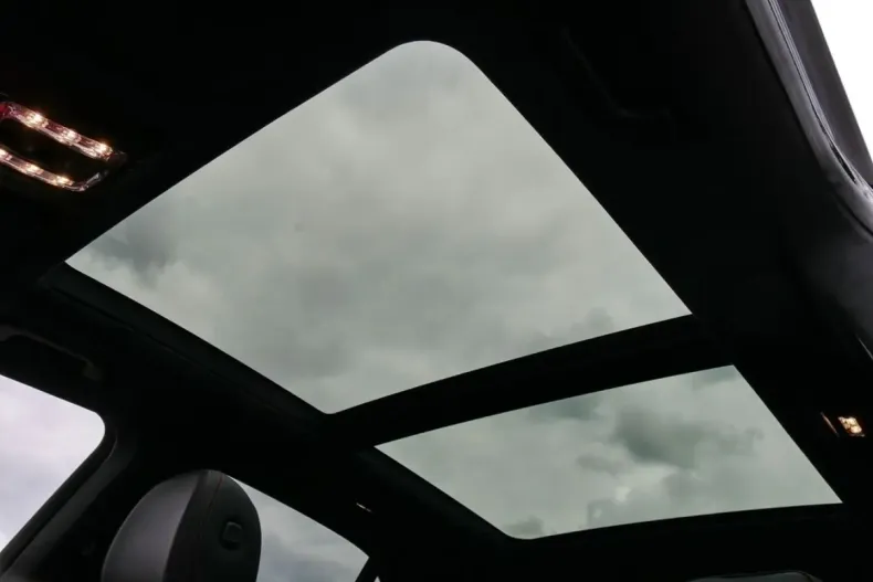 Mercedes-Benz GLE 53 AMG din 2023 cu 48.880 km - oferta MER162489 - foto 11