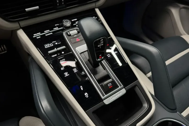 Porsche Cayenne din 2023 cu 55.920 km - oferta POR162491 - foto 12