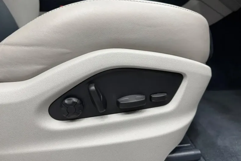 Porsche Cayenne din 2023 cu 55.920 km - oferta POR162491 - foto 19