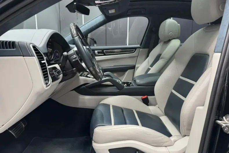 Porsche Cayenne din 2023 cu 55.920 km - oferta POR162491 - foto 38