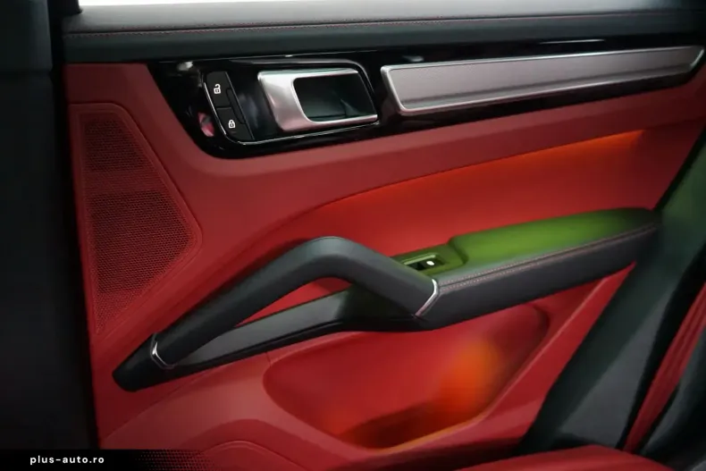 Porsche Cayenne din 2022 cu 63.500 km - oferta POR162492 - foto 17