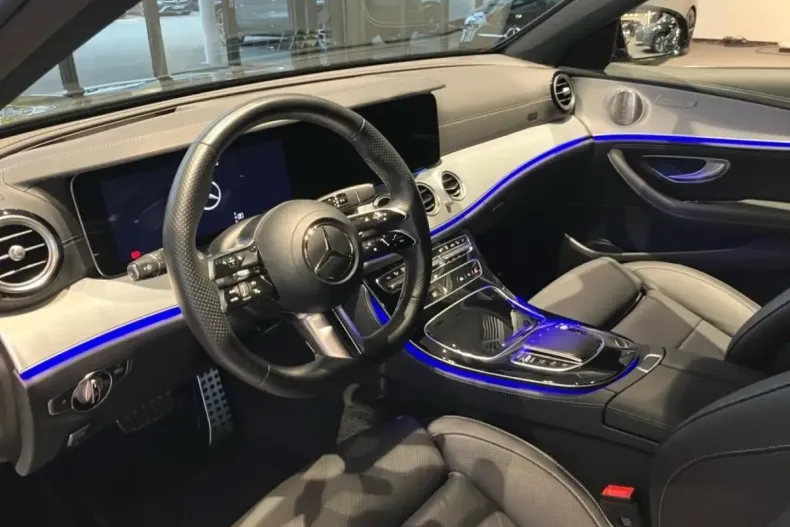 Mercedes-Benz E 450 din 2022 cu 64.276 km - oferta MER162495 - foto 25