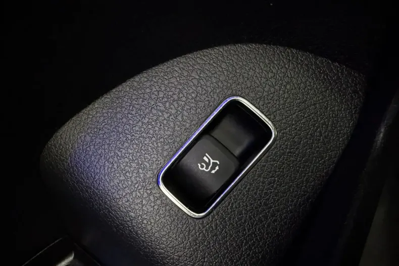 Mercedes-Benz GLE 350 din 2021 cu 39.926 km - oferta MER162496 - foto 32