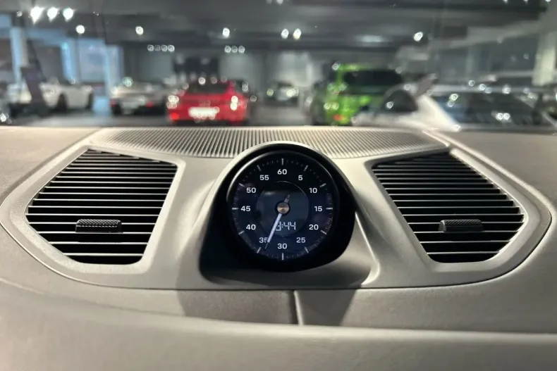 Porsche Cayenne din 2024 cu 27.750 km - oferta POR162497 - foto 11