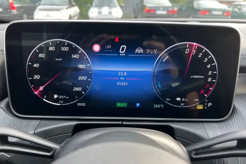 Mercedes-Benz C 300 din 2023 cu 45.500 km - oferta MER162498 - foto 36