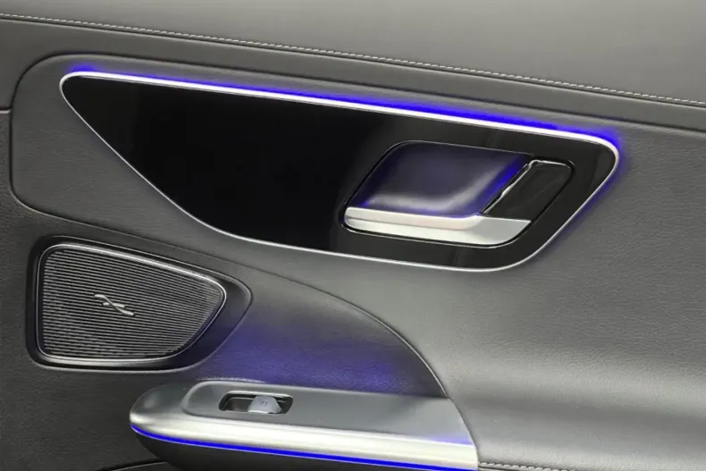 Mercedes-Benz C 300 din 2023 cu 45.500 km - oferta MER162498 - foto 44