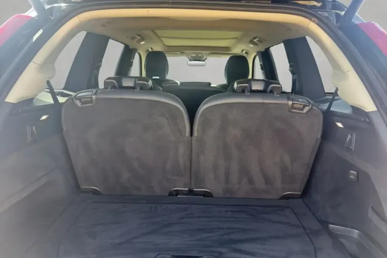 Volvo XC90 din 2024 cu 16.876 km - oferta VOL162507 - foto 3