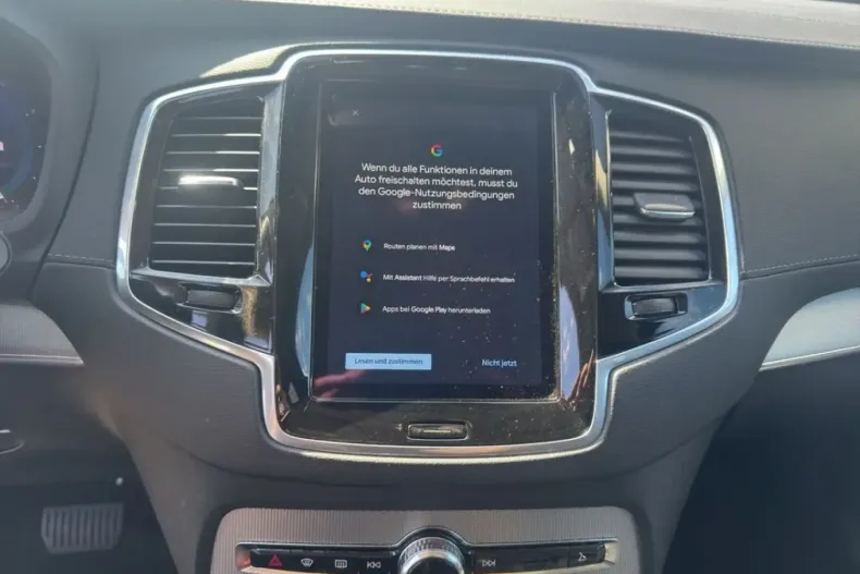 Volvo XC90 din 2024 cu 16.876 km - oferta VOL162507 - foto 11