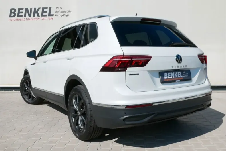 Volkswagen Tiguan Allspace din 2024 cu 20.246 km - oferta VOL162508 - foto 2