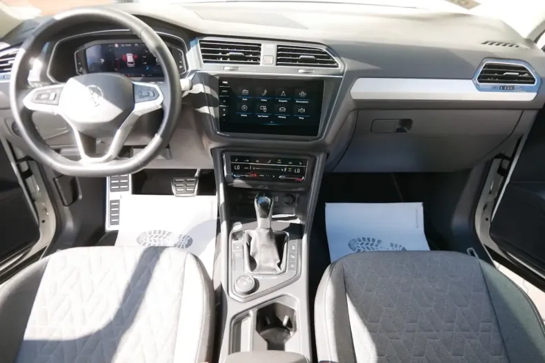 Volkswagen Tiguan Allspace din 2024 cu 20.246 km - oferta VOL162508 - foto 4