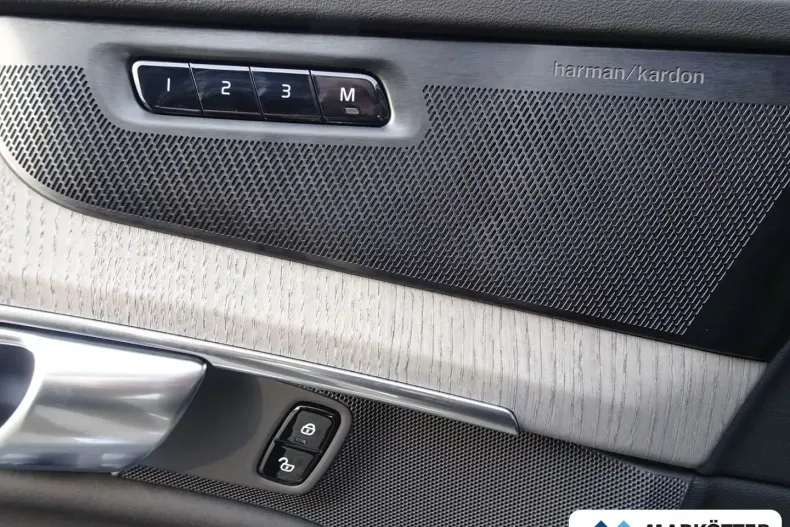 Volvo XC90 din 2025 cu 9.900 km - oferta VOL162521 - foto 7