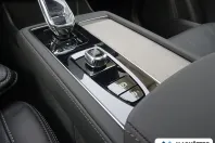 Volvo XC90 din 2025 cu 9.900 km - oferta VOL162521 - foto 9