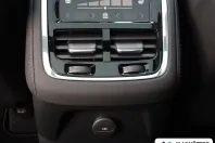 Volvo XC90 din 2025 cu 9.900 km - oferta VOL162521 - foto 21