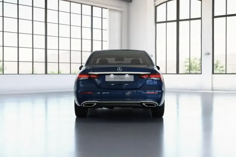 Mercedes-Benz E 220 din 2022 cu 44.925 km - oferta MER162525 - foto 5