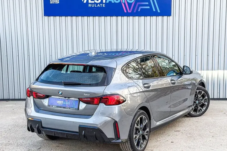 BMW 120 din 2025 cu 4.000 km - oferta BMW162528 - foto 3