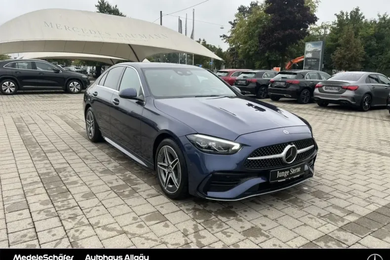 Mercedes-Benz C 300 din 2022 cu 13.900 km - oferta MER162535 - foto 1