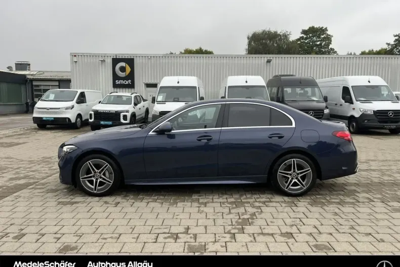 Mercedes-Benz C 300 din 2022 cu 13.900 km - oferta MER162535 - foto 4