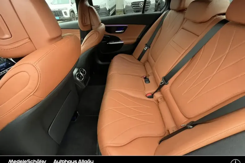 Mercedes-Benz C 300 din 2022 cu 13.900 km - oferta MER162535 - foto 16