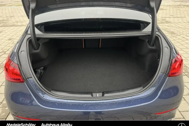 Mercedes-Benz C 300 din 2022 cu 13.900 km - oferta MER162535 - foto 18