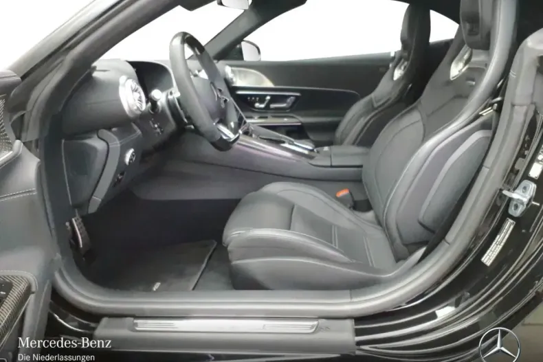 Mercedes-Benz SL 63 AMG din 2024 cu 17.707 km - oferta MER162537 - foto 7