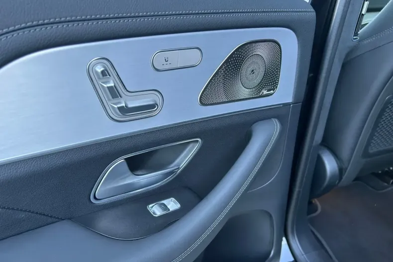 Mercedes-Benz GLE 53 AMG din 2024 cu 14.750 km - oferta MER162541 - foto 13