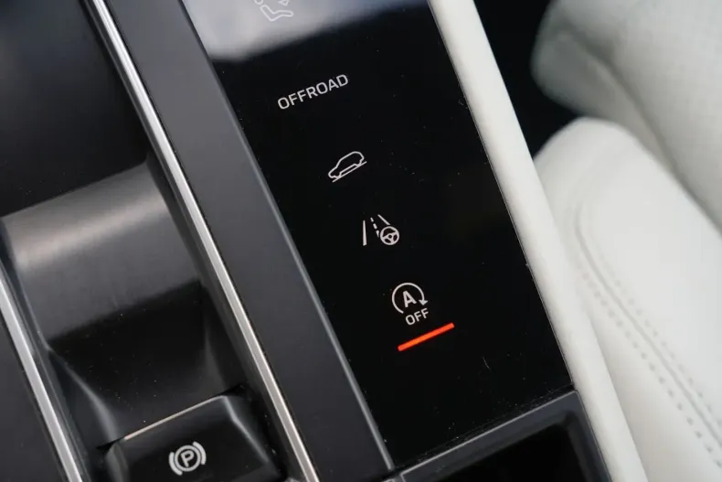 Porsche Macan din 2022 cu 79.000 km - oferta POR162549 - foto 30