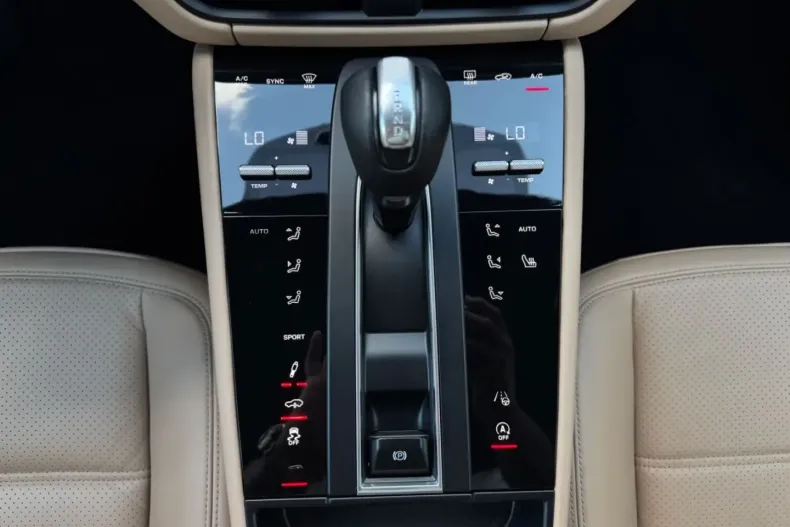 Porsche Macan din 2022 cu 95.000 km - oferta POR162550 - foto 27