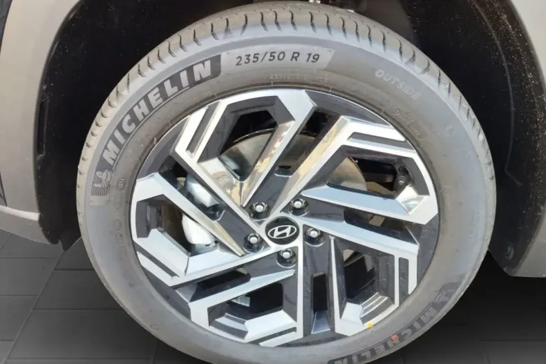 Hyundai TUCSON din 2024 cu 9.501 km - oferta HYU162551 - foto 22