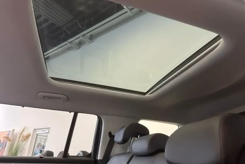 Hyundai SANTA FE din 2025 cu 15.870 km - oferta HYU162552 - foto 10