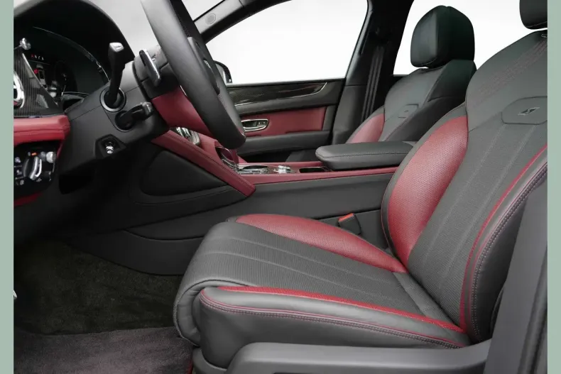 Bentley Bentayga din 2023 cu 2.550 km - oferta BEN162556 - foto 7