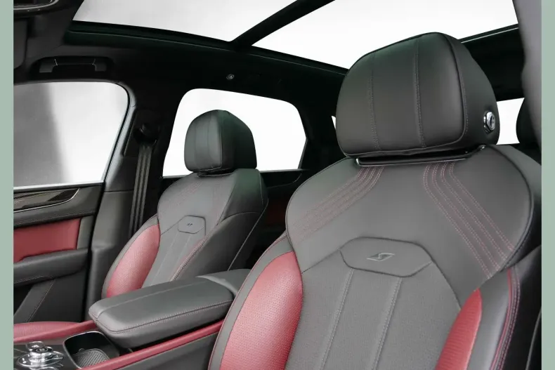 Bentley Bentayga din 2023 cu 2.550 km - oferta BEN162556 - foto 8